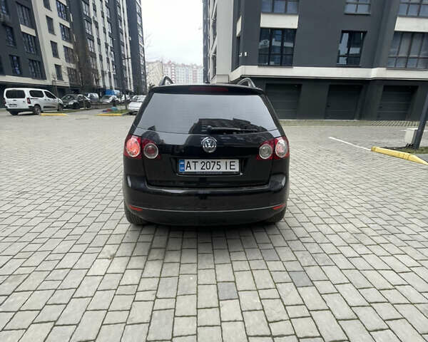 Черный Фольксваген Гольф Плюс, объемом двигателя 2 л и пробегом 267 тыс. км за 7800 $, фото 5 на Automoto.ua