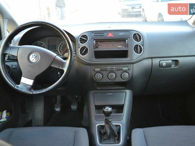Чорний Фольксваген Golf Plus, об'ємом двигуна 1.9 л та пробігом 203 тис. км за 9000 $, фото 11 на Automoto.ua