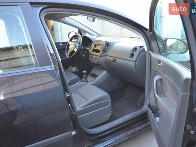 Чорний Фольксваген Golf Plus, об'ємом двигуна 1.9 л та пробігом 203 тис. км за 9000 $, фото 8 на Automoto.ua