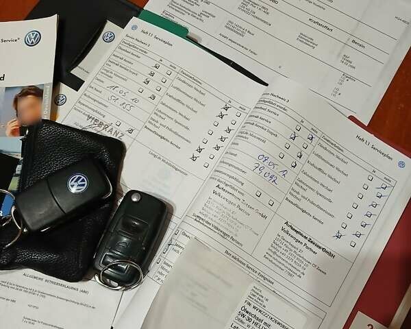 Черный Фольксваген Гольф Плюс, объемом двигателя 1.6 л и пробегом 174 тыс. км за 6399 $, фото 43 на Automoto.ua