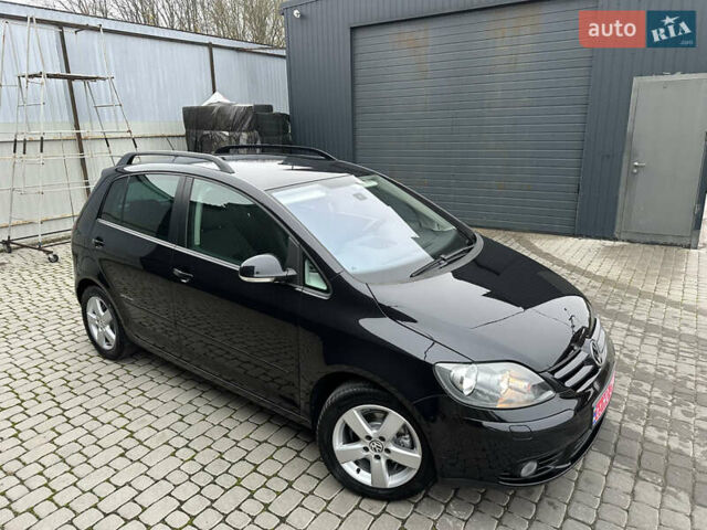 Черный Фольксваген Гольф Плюс, объемом двигателя 1.6 л и пробегом 165 тыс. км за 7350 $, фото 15 на Automoto.ua