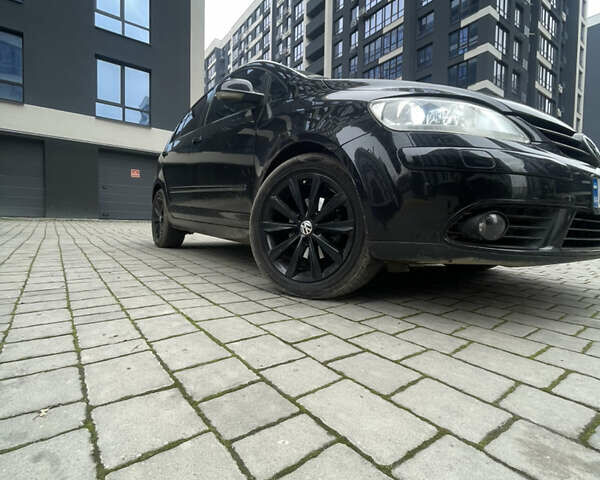 Черный Фольксваген Гольф Плюс, объемом двигателя 2 л и пробегом 267 тыс. км за 7800 $, фото 13 на Automoto.ua