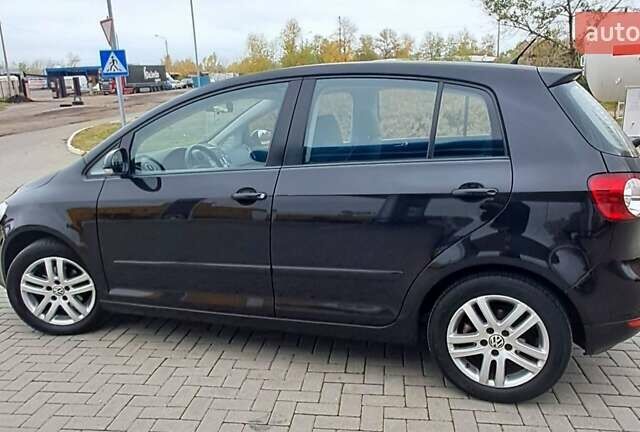 Черный Фольксваген Гольф Плюс, объемом двигателя 1.6 л и пробегом 193 тыс. км за 6650 $, фото 23 на Automoto.ua