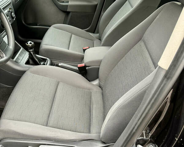 Чорний Фольксваген Golf Plus, об'ємом двигуна 1.6 л та пробігом 198 тис. км за 6800 $, фото 24 на Automoto.ua