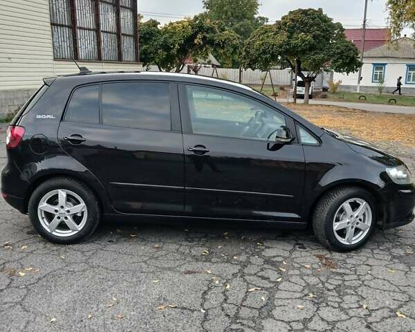 Черный Фольксваген Гольф Плюс, объемом двигателя 1.6 л и пробегом 174 тыс. км за 6399 $, фото 9 на Automoto.ua