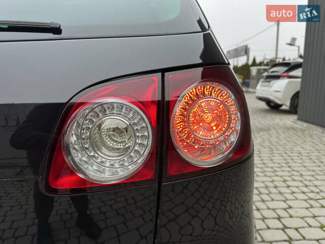 Черный Фольксваген Гольф Плюс, объемом двигателя 1.6 л и пробегом 165 тыс. км за 7350 $, фото 25 на Automoto.ua