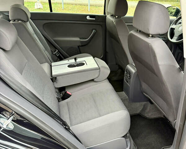 Чорний Фольксваген Golf Plus, об'ємом двигуна 1.6 л та пробігом 198 тис. км за 6800 $, фото 17 на Automoto.ua