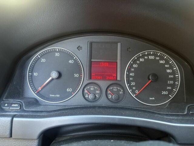 Черный Фольксваген Гольф Плюс, объемом двигателя 2 л и пробегом 207 тыс. км за 7500 $, фото 4 на Automoto.ua