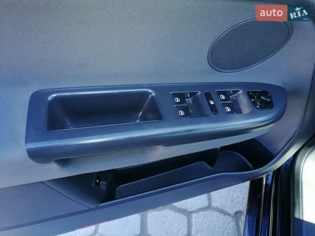 Черный Фольксваген Гольф Плюс, объемом двигателя 1.6 л и пробегом 230 тыс. км за 6500 $, фото 14 на Automoto.ua