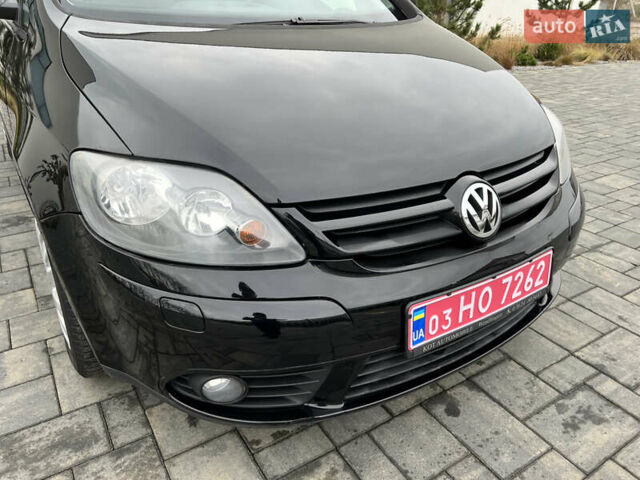 Черный Фольксваген Гольф Плюс, объемом двигателя 1.6 л и пробегом 249 тыс. км за 5850 $, фото 28 на Automoto.ua