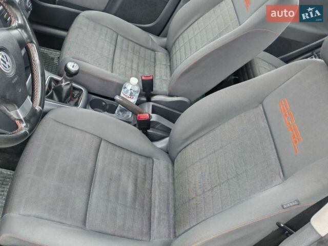 Чорний Фольксваген Golf Plus, об'ємом двигуна 1.6 л та пробігом 207 тис. км за 6000 $, фото 10 на Automoto.ua