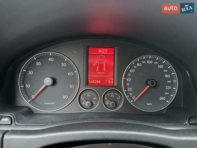 Черный Фольксваген Гольф Плюс, объемом двигателя 1.6 л и пробегом 165 тыс. км за 7350 $, фото 50 на Automoto.ua