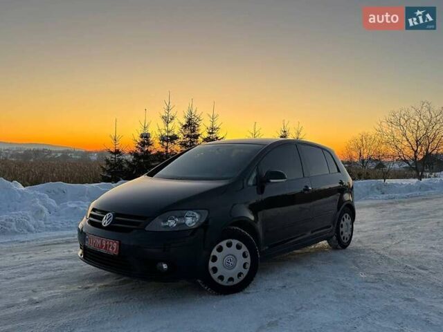 Чорний Фольксваген Golf Plus, об'ємом двигуна 1.6 л та пробігом 197 тис. км за 6000 $, фото 18 на Automoto.ua