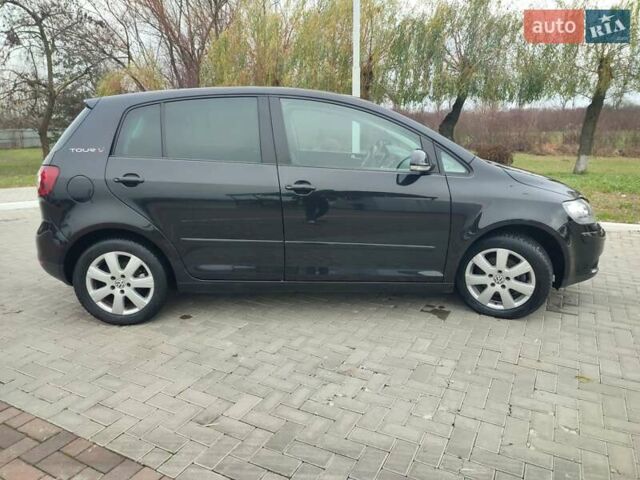 Черный Фольксваген Гольф Плюс, объемом двигателя 1.4 л и пробегом 129 тыс. км за 6499 $, фото 32 на Automoto.ua