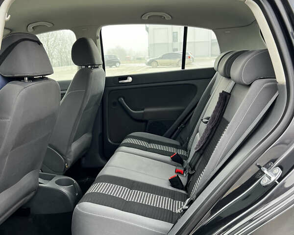 Черный Фольксваген Гольф Плюс, объемом двигателя 1.9 л и пробегом 308 тыс. км за 5699 $, фото 14 на Automoto.ua