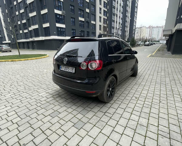 Черный Фольксваген Гольф Плюс, объемом двигателя 2 л и пробегом 267 тыс. км за 7800 $, фото 6 на Automoto.ua