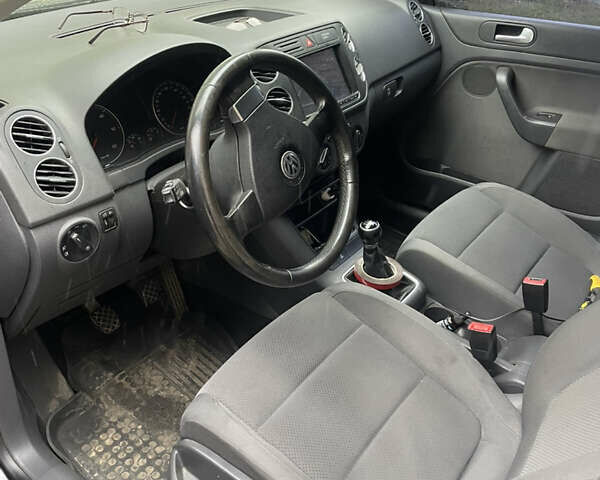 Чорний Фольксваген Golf Plus, об'ємом двигуна 1.9 л та пробігом 223 тис. км за 5600 $, фото 8 на Automoto.ua