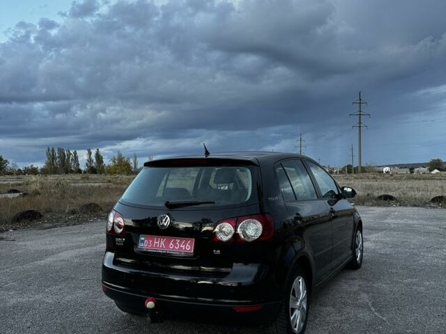 Черный Фольксваген Гольф Плюс, объемом двигателя 1.6 л и пробегом 89 тыс. км за 6700 $, фото 6 на Automoto.ua