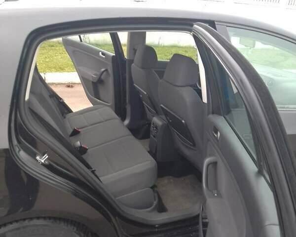 Черный Фольксваген Гольф Плюс, объемом двигателя 1.4 л и пробегом 262 тыс. км за 6700 $, фото 13 на Automoto.ua