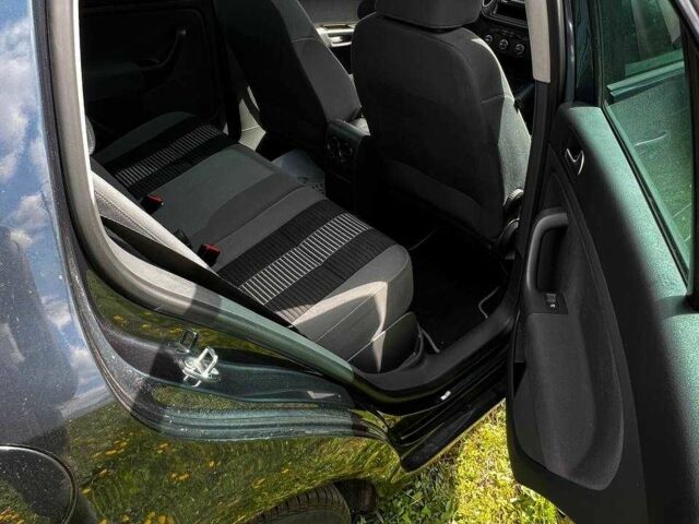 Черный Фольксваген Гольф Плюс, объемом двигателя 0 л и пробегом 263 тыс. км за 6999 $, фото 10 на Automoto.ua