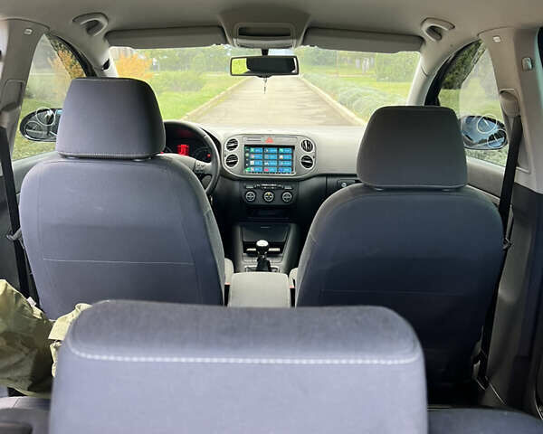 Черный Фольксваген Гольф Плюс, объемом двигателя 1.39 л и пробегом 206 тыс. км за 6800 $, фото 26 на Automoto.ua