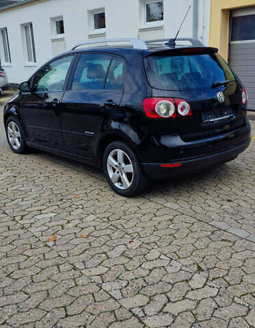 Черный Фольксваген Гольф Плюс, объемом двигателя 1.4 л и пробегом 200 тыс. км за 4799 $, фото 3 на Automoto.ua