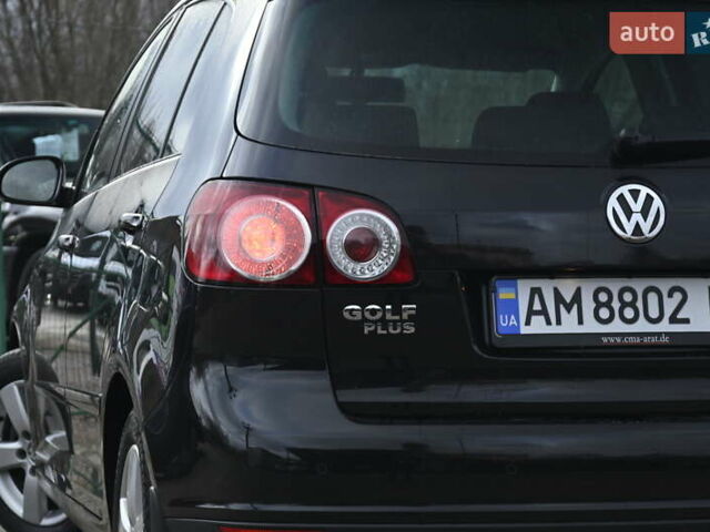Черный Фольксваген Гольф Плюс, объемом двигателя 1.39 л и пробегом 230 тыс. км за 7999 $, фото 9 на Automoto.ua
