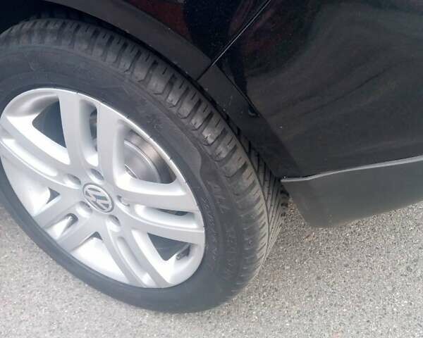 Черный Фольксваген Гольф Плюс, объемом двигателя 1.4 л и пробегом 203 тыс. км за 7500 $, фото 16 на Automoto.ua