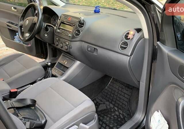 Чорний Фольксваген Golf Plus, об'ємом двигуна 1.9 л та пробігом 215 тис. км за 6999 $, фото 11 на Automoto.ua