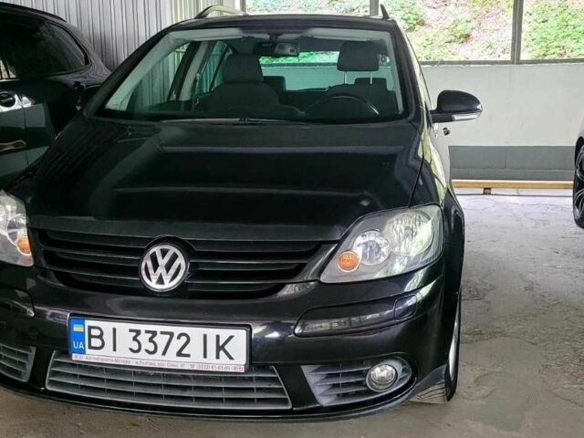 Черный Фольксваген Гольф Плюс, объемом двигателя 1.6 л и пробегом 206 тыс. км за 6499 $, фото 22 на Automoto.ua