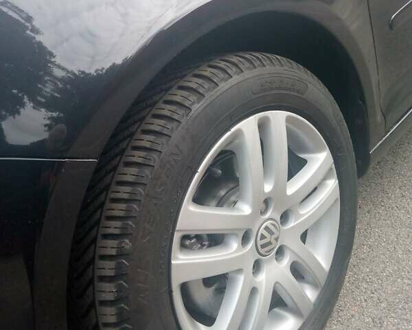 Черный Фольксваген Гольф Плюс, объемом двигателя 1.4 л и пробегом 203 тыс. км за 7500 $, фото 13 на Automoto.ua