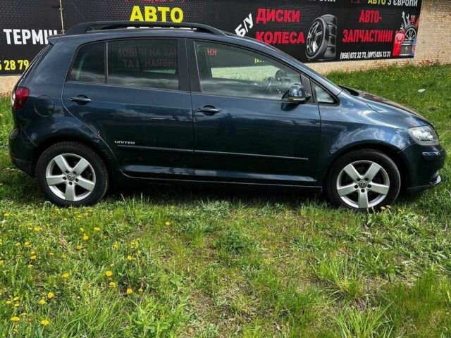 Черный Фольксваген Гольф Плюс, объемом двигателя 0 л и пробегом 263 тыс. км за 6999 $, фото 4 на Automoto.ua