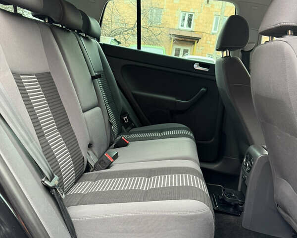 Чорний Фольксваген Golf Plus, об'ємом двигуна 1.6 л та пробігом 209 тис. км за 6999 $, фото 39 на Automoto.ua