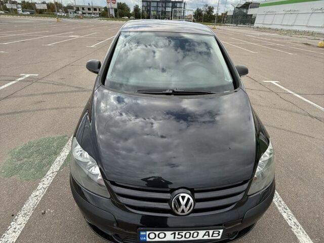 Черный Фольксваген Гольф Плюс, объемом двигателя 1.6 л и пробегом 183 тыс. км за 5950 $, фото 8 на Automoto.ua