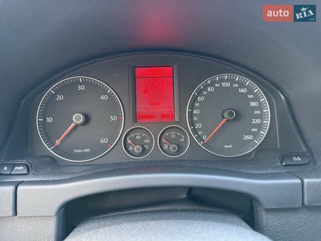 Черный Фольксваген Гольф Плюс, объемом двигателя 2 л и пробегом 240 тыс. км за 7350 $, фото 52 на Automoto.ua