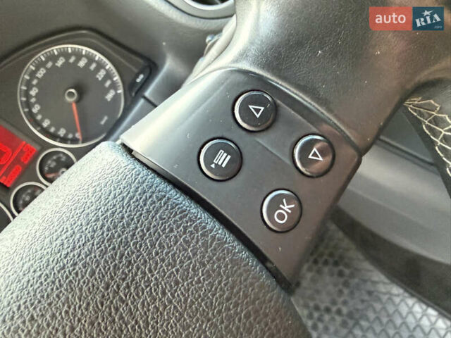 Чорний Фольксваген Golf Plus, об'ємом двигуна 2 л та пробігом 240 тис. км за 7450 $, фото 51 на Automoto.ua