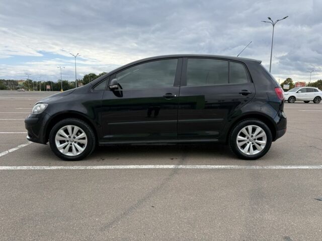 Черный Фольксваген Гольф Плюс, объемом двигателя 1.6 л и пробегом 183 тыс. км за 5950 $, фото 1 на Automoto.ua