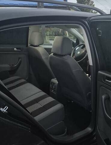 Черный Фольксваген Гольф Плюс, объемом двигателя 1.39 л и пробегом 206 тыс. км за 6700 $, фото 11 на Automoto.ua