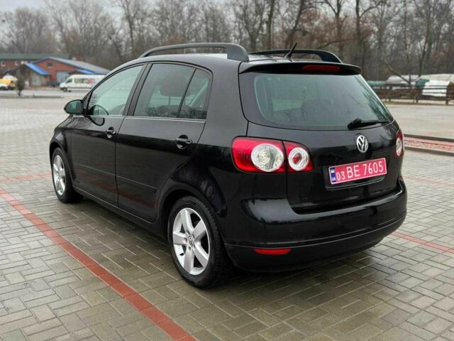 Черный Фольксваген Гольф Плюс, объемом двигателя 1.6 л и пробегом 206 тыс. км за 6499 $, фото 1 на Automoto.ua