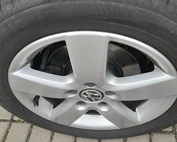 Чорний Фольксваген Golf Plus, об'ємом двигуна 1.6 л та пробігом 107 тис. км за 7000 $, фото 4 на Automoto.ua