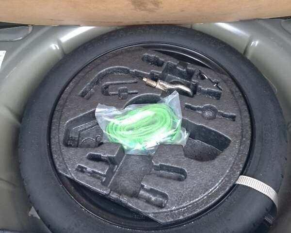 Черный Фольксваген Гольф Плюс, объемом двигателя 1.4 л и пробегом 262 тыс. км за 6700 $, фото 10 на Automoto.ua