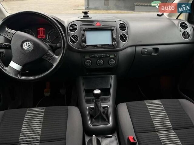 Чорний Фольксваген Golf Plus, об'ємом двигуна 1.4 л та пробігом 217 тис. км за 6700 $, фото 22 на Automoto.ua