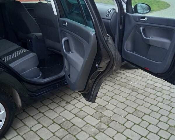 Чорний Фольксваген Golf Plus, об'ємом двигуна 1.6 л та пробігом 187 тис. км за 6000 $, фото 36 на Automoto.ua