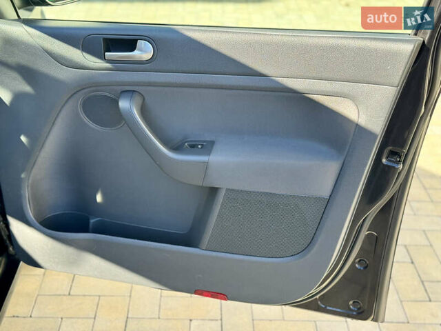 Черный Фольксваген Гольф Плюс, объемом двигателя 1.4 л и пробегом 154 тыс. км за 6100 $, фото 15 на Automoto.ua