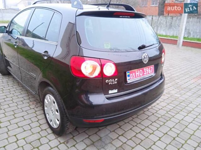 Чорний Фольксваген Golf Plus, об'ємом двигуна 1.6 л та пробігом 187 тис. км за 6000 $, фото 13 на Automoto.ua