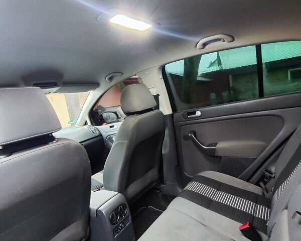 Чорний Фольксваген Golf Plus, об'ємом двигуна 1.9 л та пробігом 320 тис. км за 6900 $, фото 12 на Automoto.ua