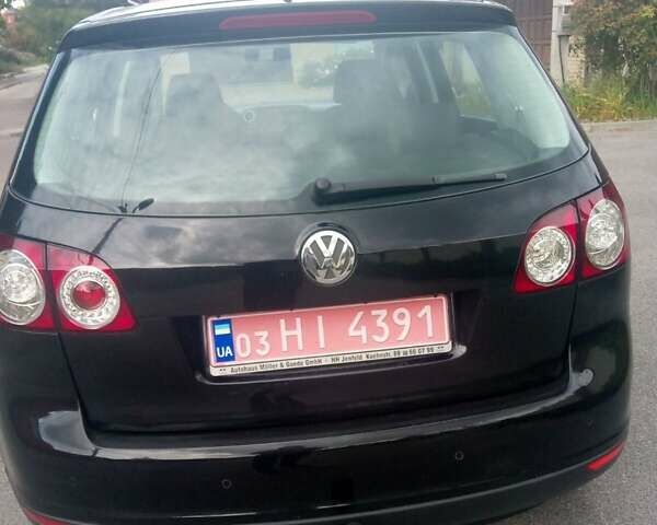 Черный Фольксваген Гольф Плюс, объемом двигателя 1.4 л и пробегом 203 тыс. км за 7500 $, фото 15 на Automoto.ua