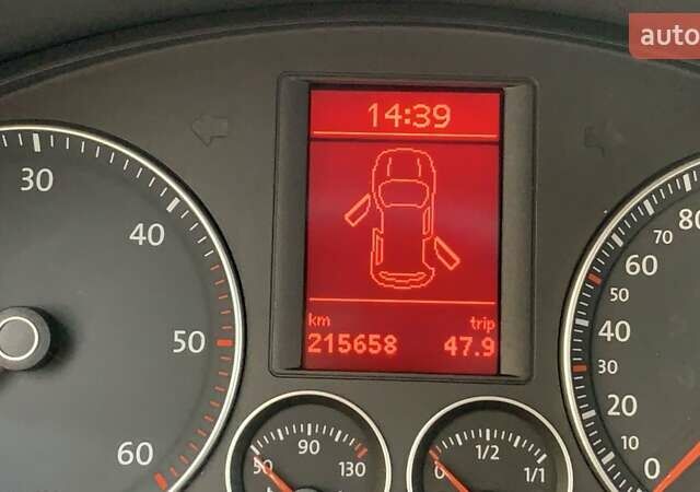 Чорний Фольксваген Golf Plus, об'ємом двигуна 1.9 л та пробігом 215 тис. км за 6999 $, фото 13 на Automoto.ua