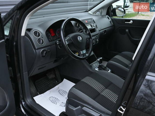 Черный Фольксваген Гольф Плюс, объемом двигателя 1.39 л и пробегом 230 тыс. км за 7999 $, фото 16 на Automoto.ua