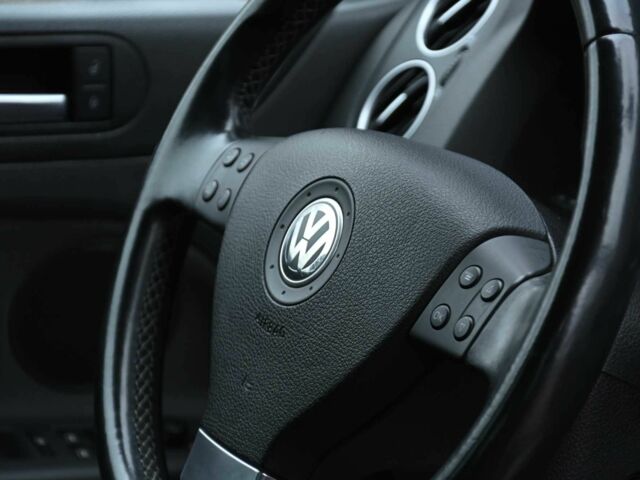 Чорний Фольксваген Golf Plus, об'ємом двигуна 1.4 л та пробігом 230 тис. км за 7999 $, фото 17 на Automoto.ua